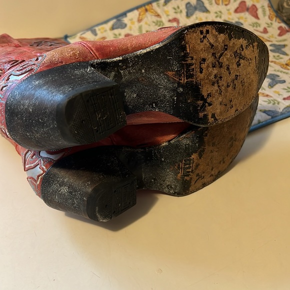 Corral Boots Ant Saddle-Red Rose and Cross R2460 - Picture 9 of 9